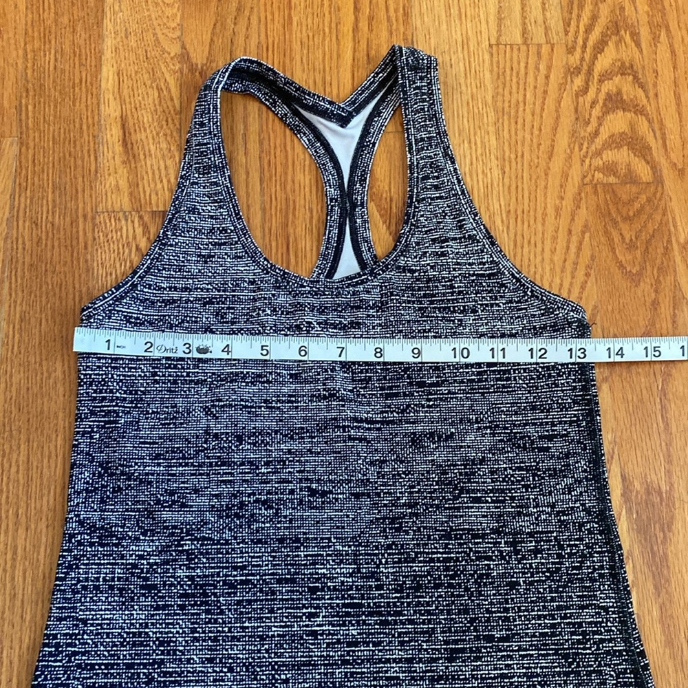 Lululemon Tank - Picture 2 of 5